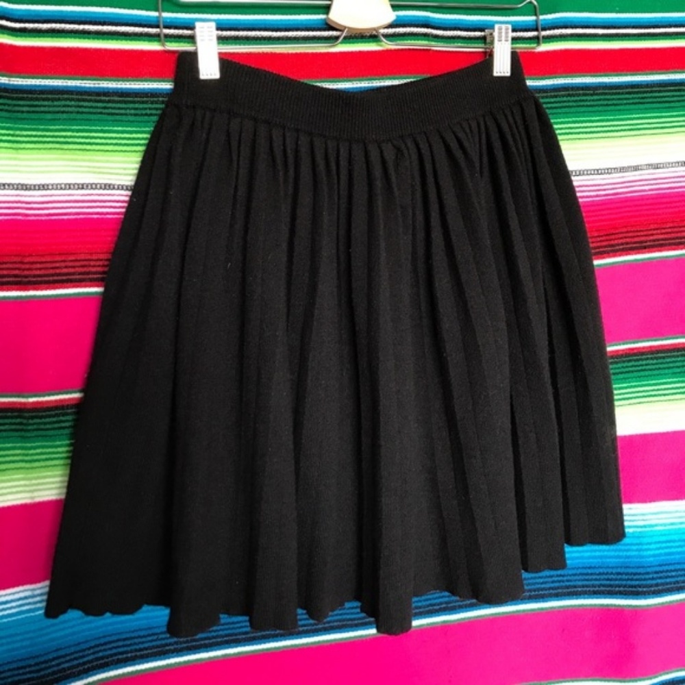 Dolce Vita Pleated Sweater Skirt Knit Swing Mini
